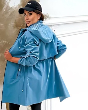 Piaskowa kurtka damska z odpinanym kapturem