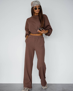 Dwuczęściowy cappuccino komplet typu wafel