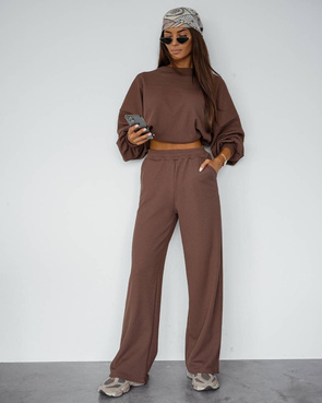 Dwuczęściowy cappuccino komplet typu wafel