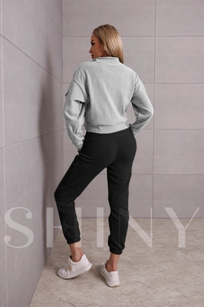 Jasnoszary komplet dresowy