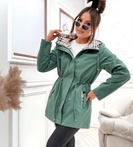 Lekka zielona kurtka damska z podwijanymi rękawami