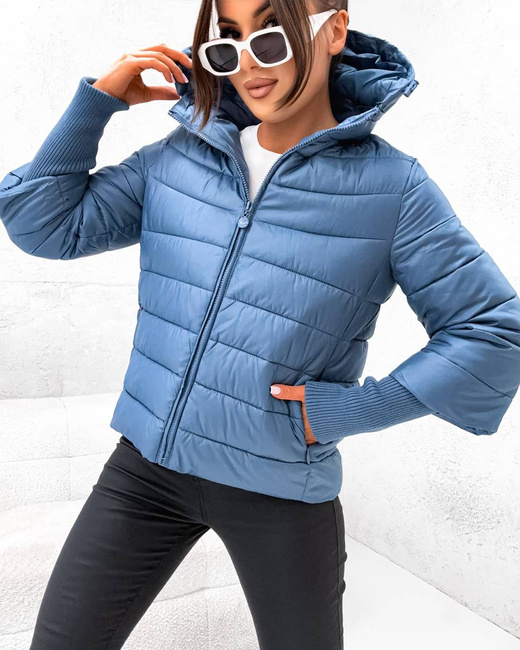 Krótka kurtka niebieska z asymetrycznym dołem