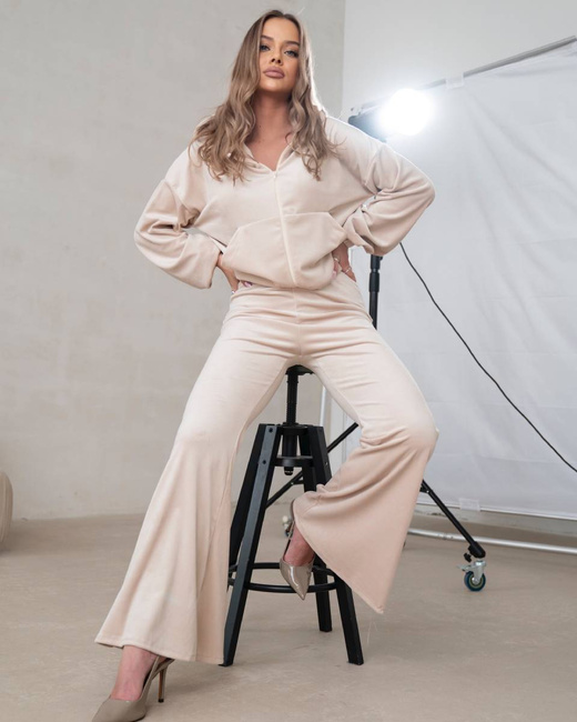 Komplet rozpinana bluza + spodnie dzwony welur beżowy 