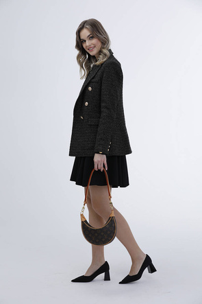 Taliowana czarna marynarka damska