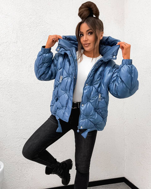 Luźna niebieska kurtka z obniżonymi ramionami