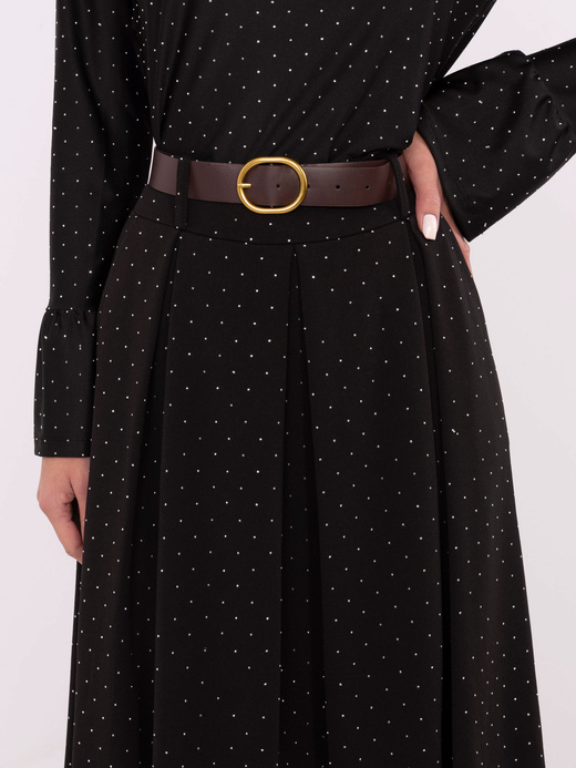 Długa czarna spódnica z aplikacją