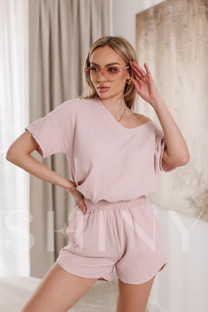 Komplet letni bluzka i krótkie spodenki pudroworóżowy