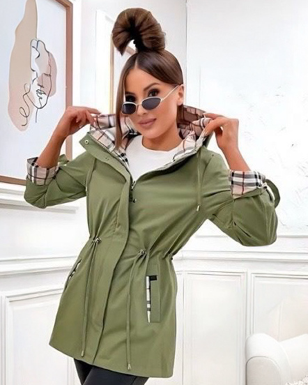 Lekka khaki kurtka damska z podwijanymi rękawami