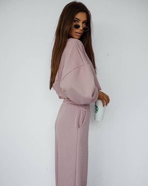 Dwuczęściowy komplet typu wafel pudrowy róż