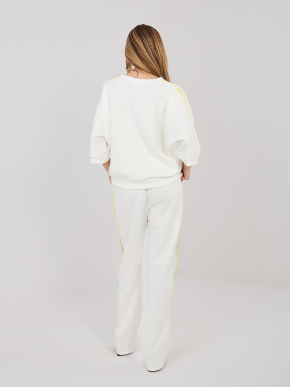 Komplet sportowy z bluzą oversize ecru