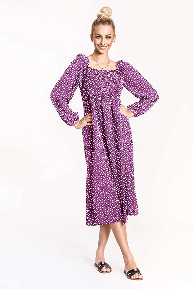 Stylowa sukienka z bufiastymi rękawami fioletowa