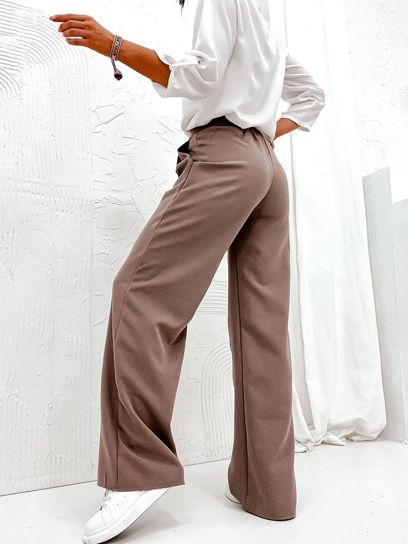 Szerokie materiałowe spodnie damskie cappuccino